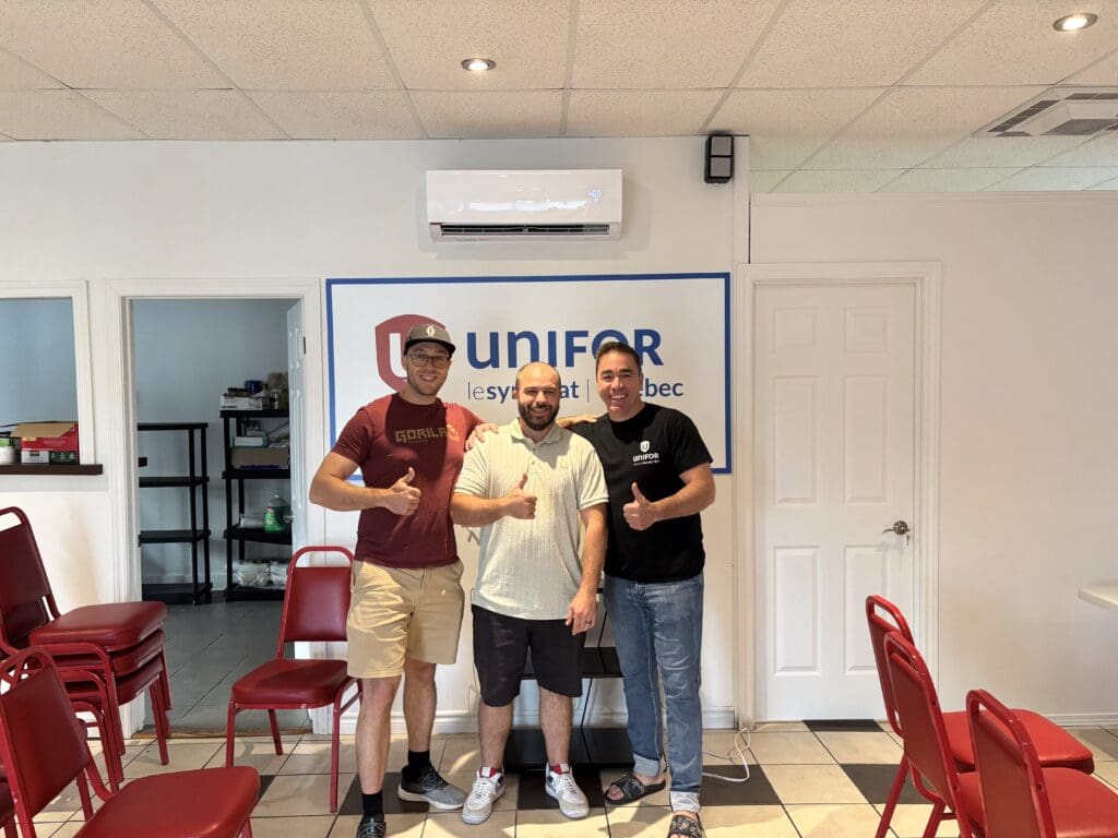 Une première convention collective pour les techniciennes et techniciens de laboratoires chez Silicium Québec