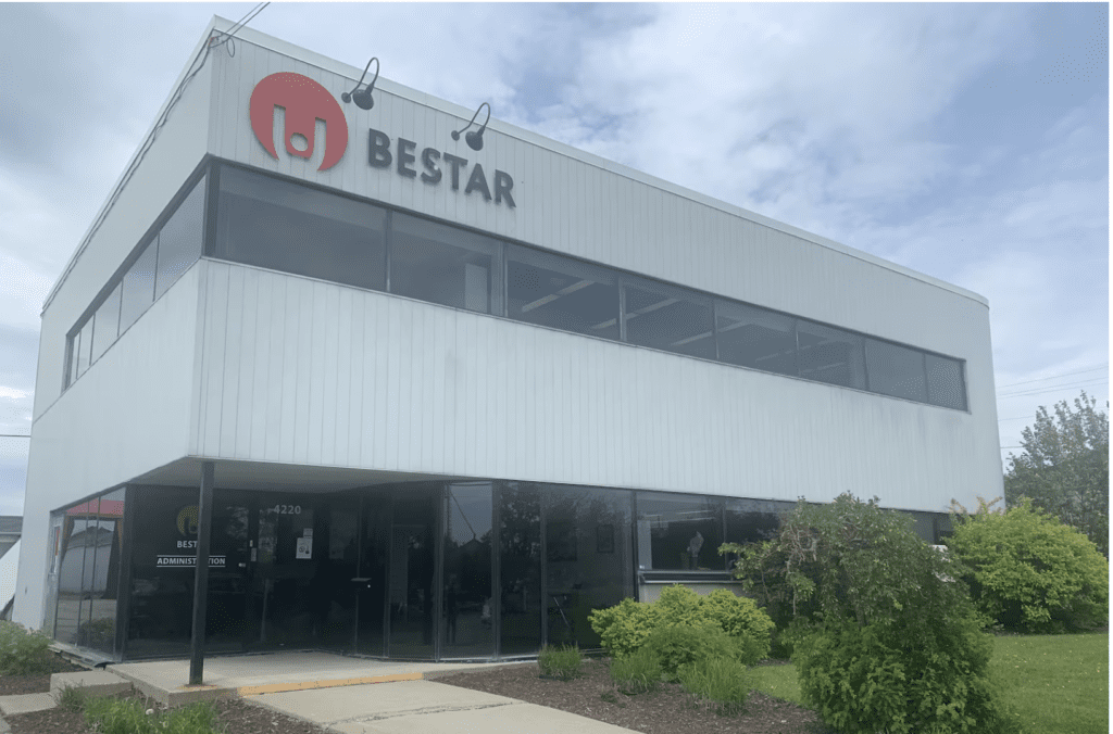 Fermetures de Bestar et South Shore : Unifor appelle à une aide d’urgence pour le secteur de la fabrication de meubles